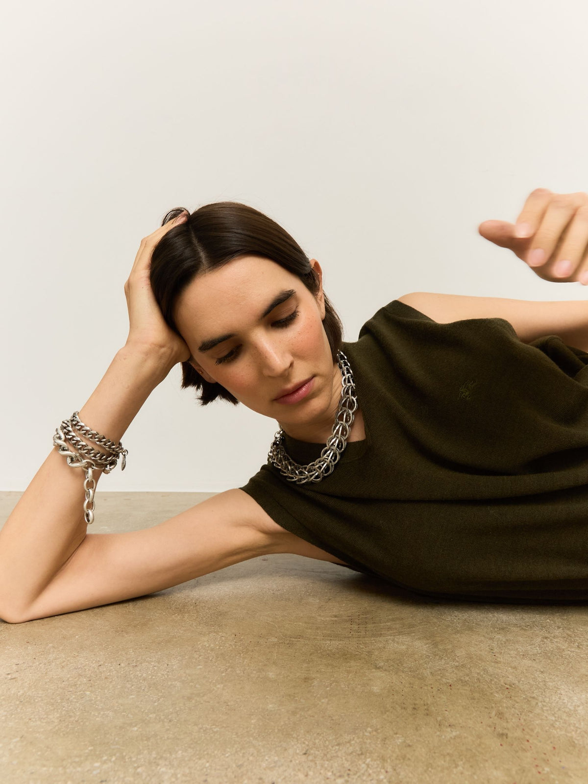 A CHAIN BRACELET
