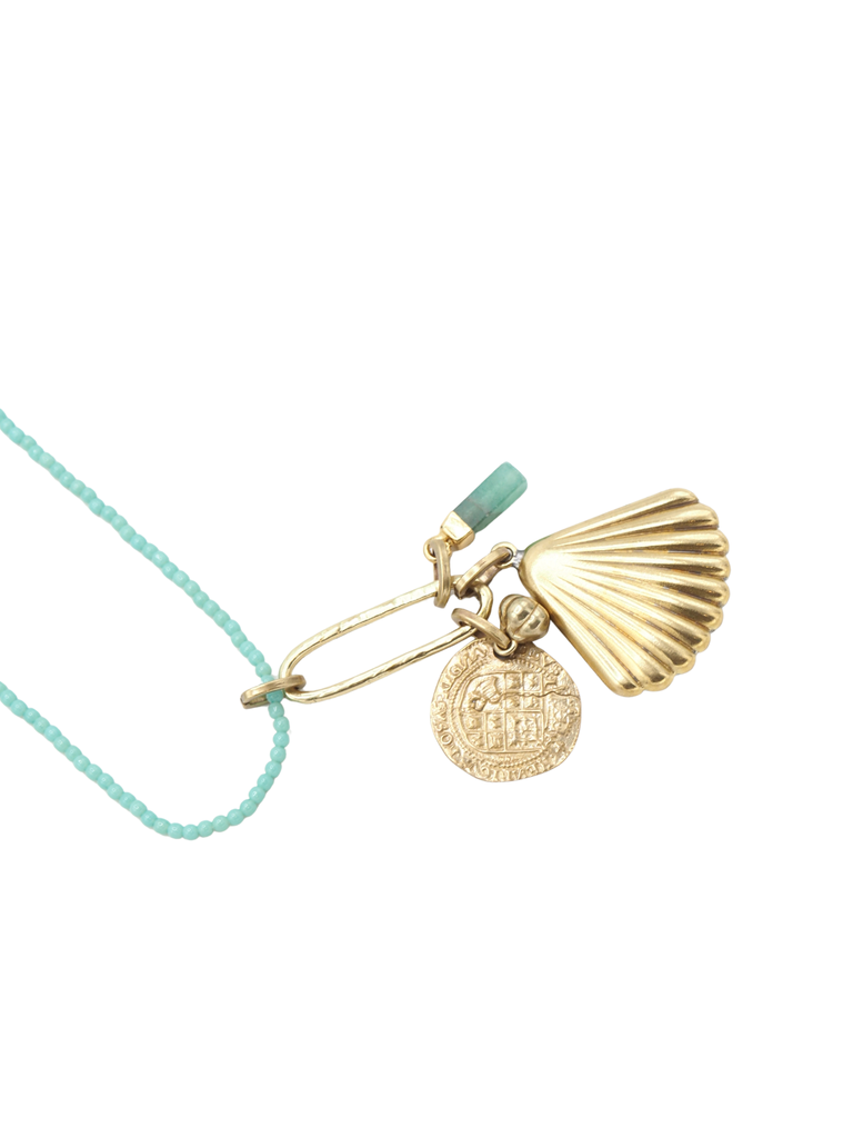 CLAM NECKLACE