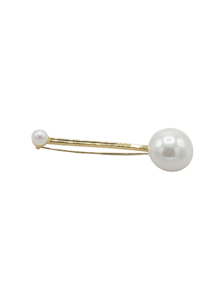 AGULLA BROOCH