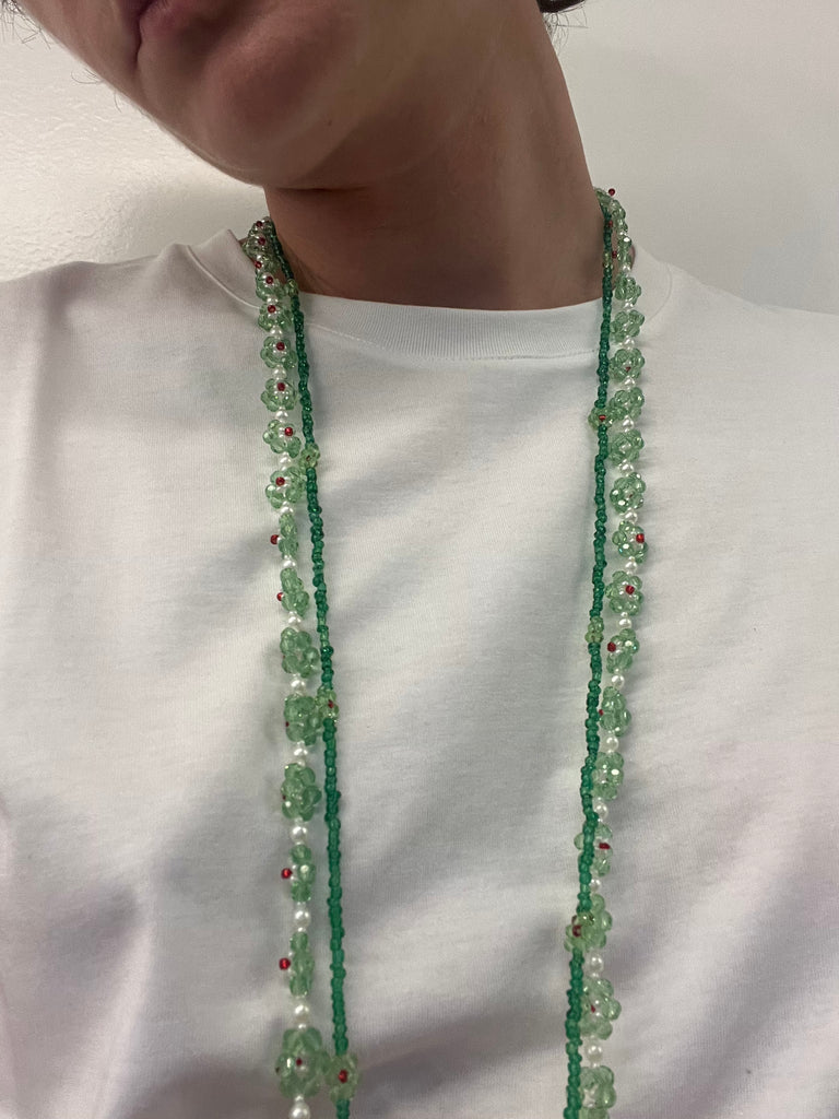 BOUQUET NECKLACE
