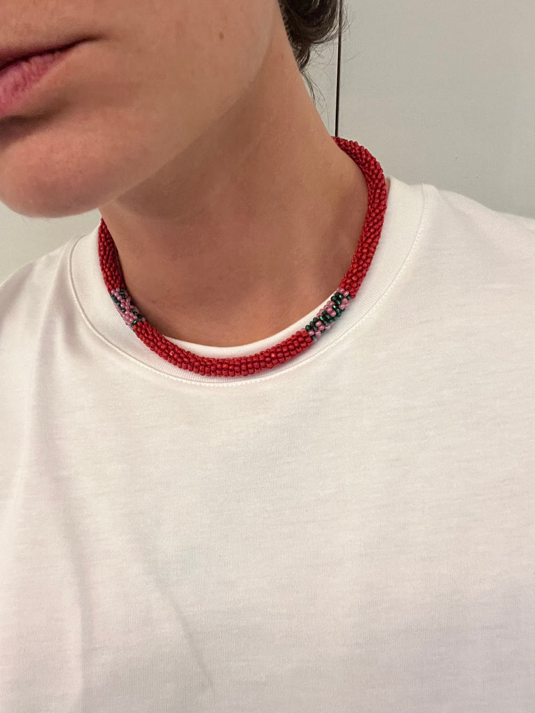 PITAYA NECKLACE