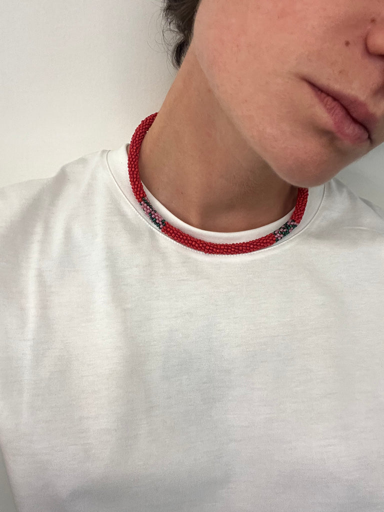 PITAYA NECKLACE