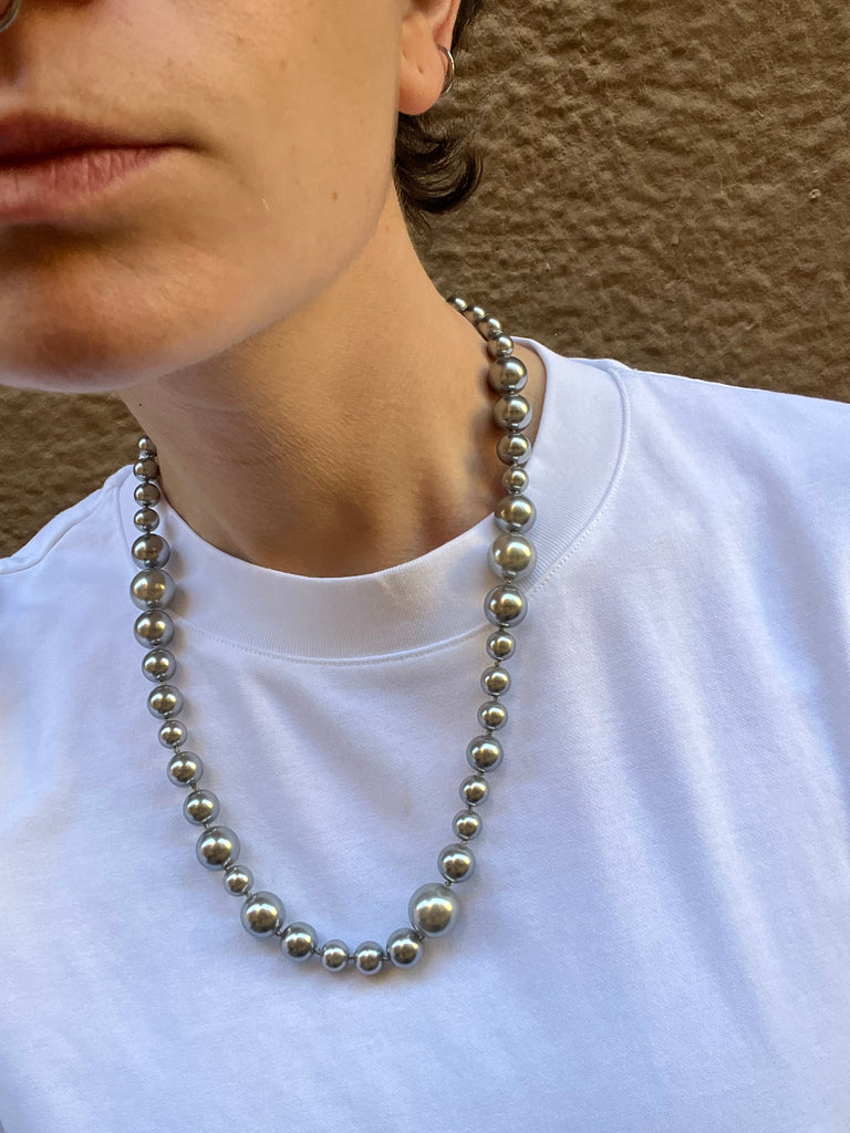 OLIVIA NECKLACE