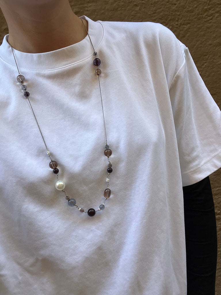 SHORT NONA NECKLACE