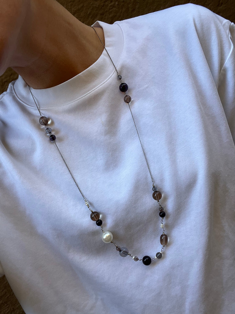 SHORT NONA NECKLACE