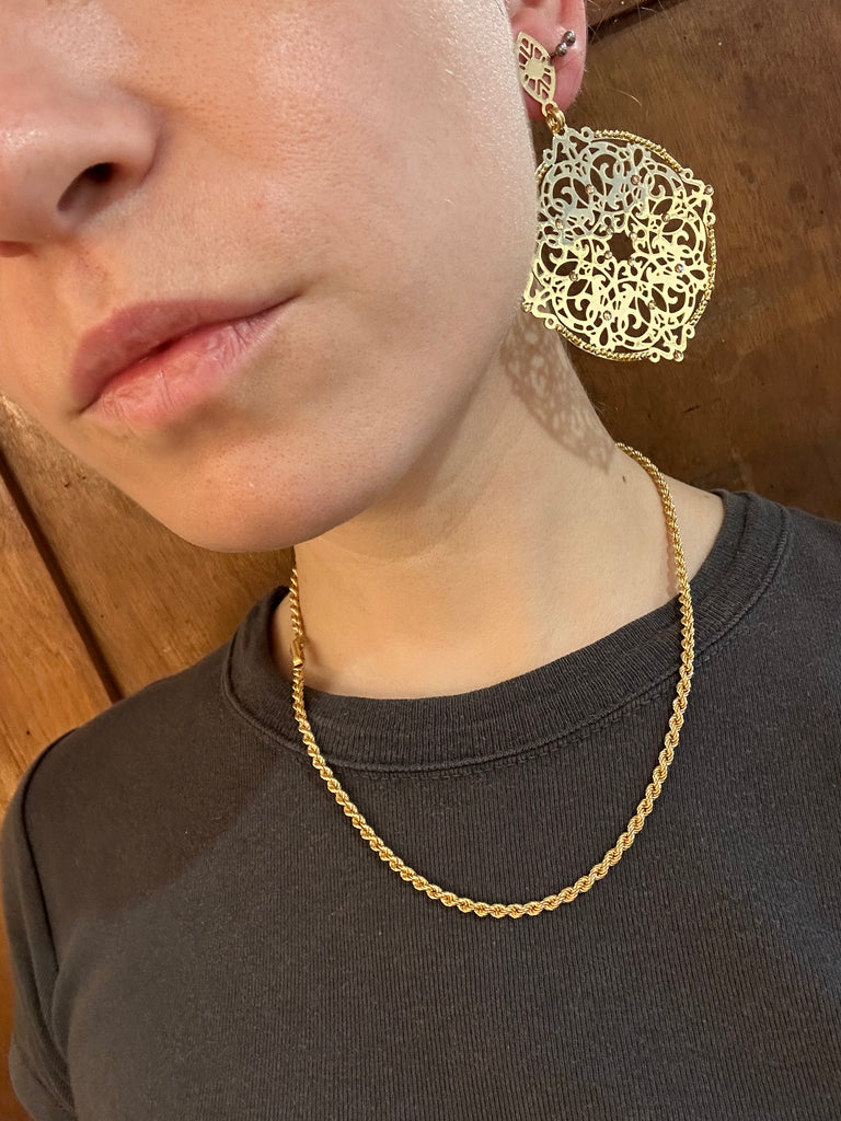 ROUND FILI EARRINGS