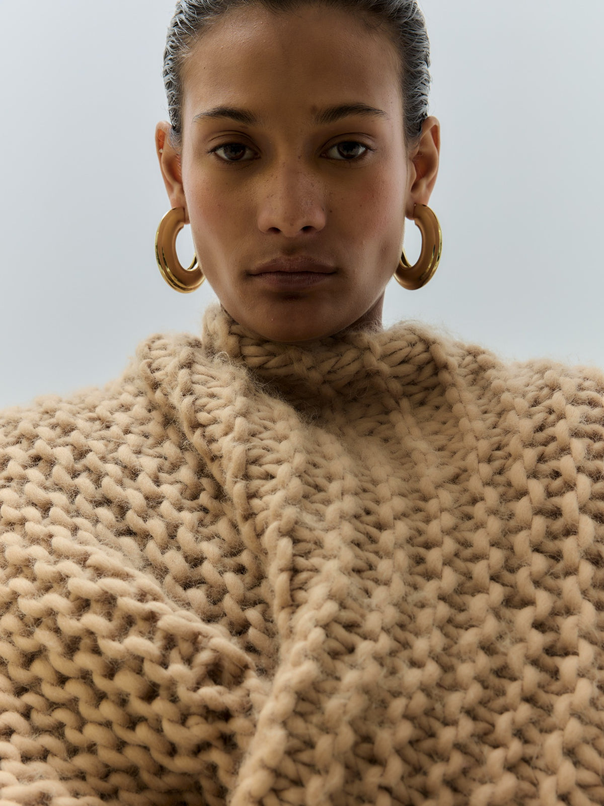 UNA C EARRINGS