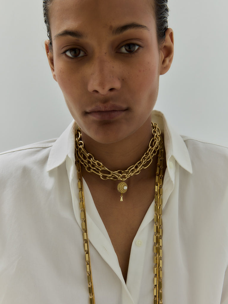 THE EYE NECKLACE