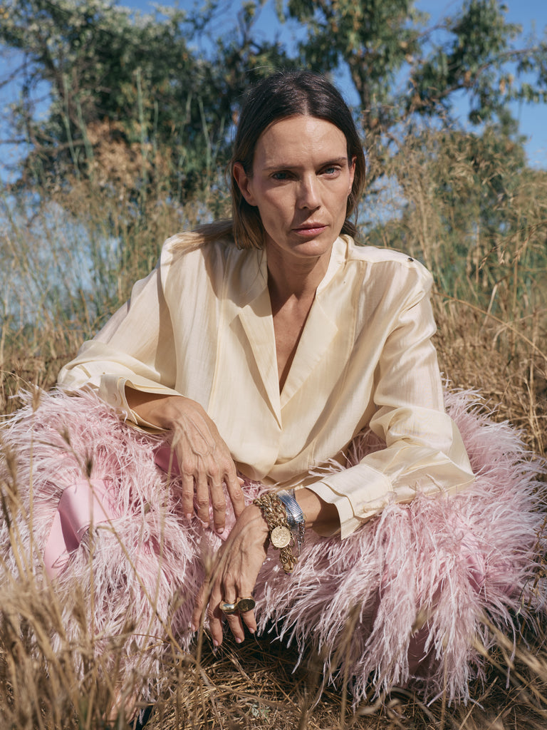 SIGNET PINKY FINGER RING