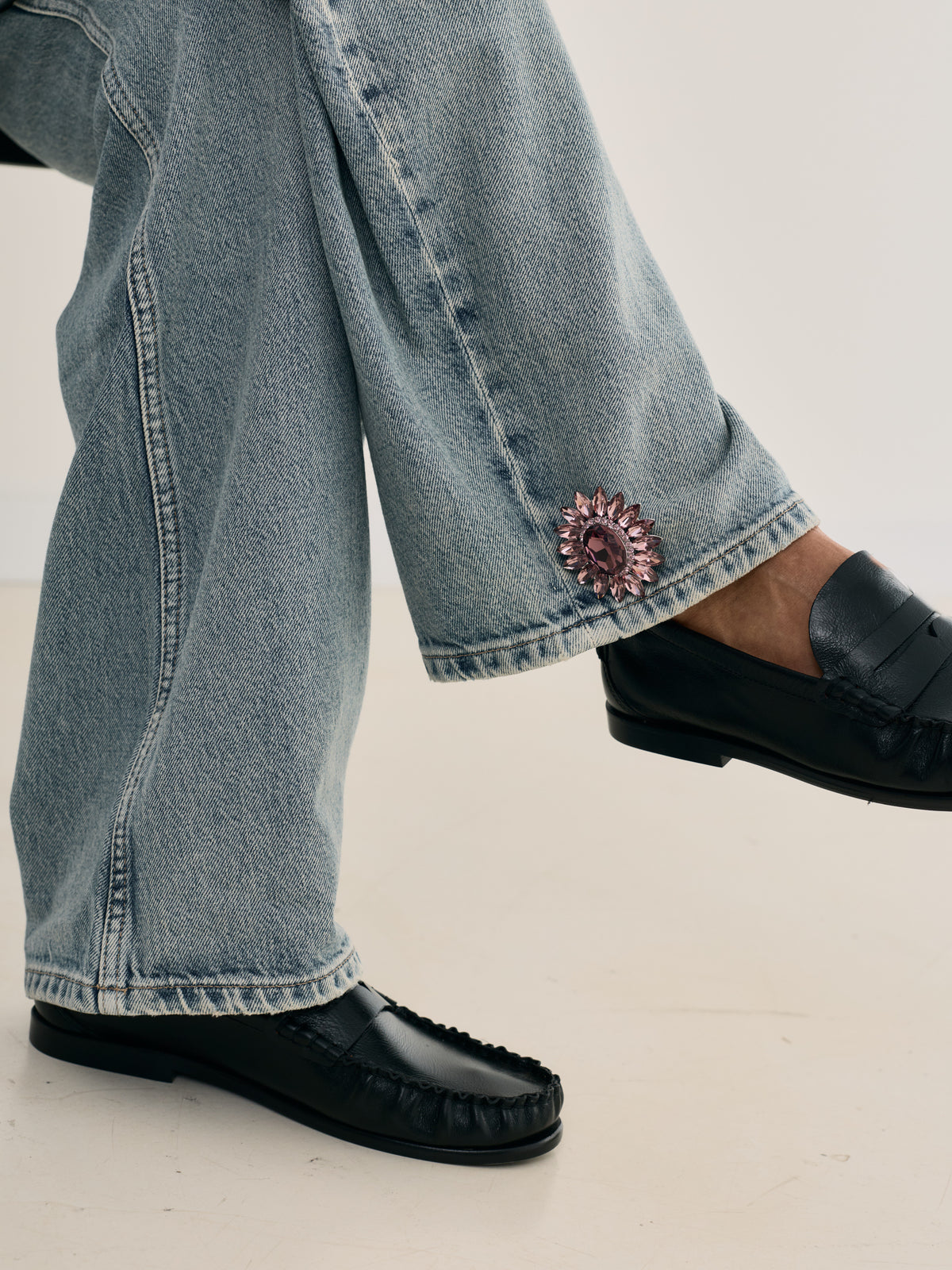 FLOR BROOCH