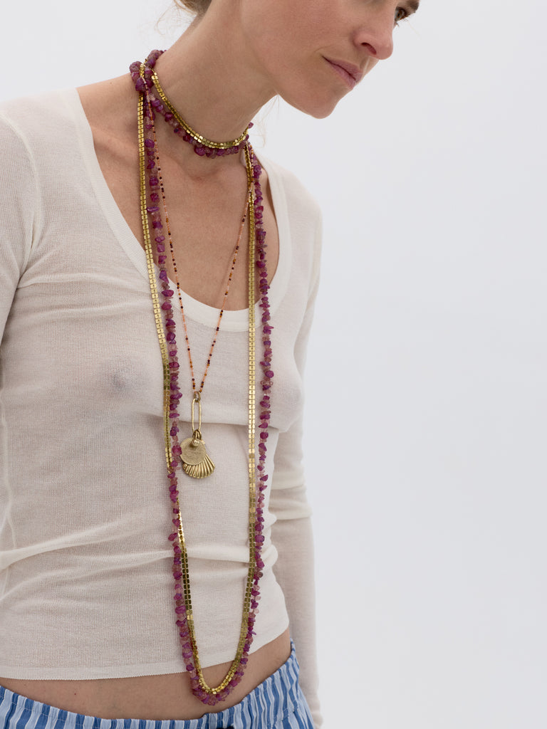 CLAM NECKLACE