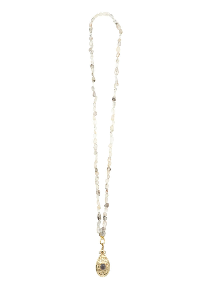 VI NECKLACE