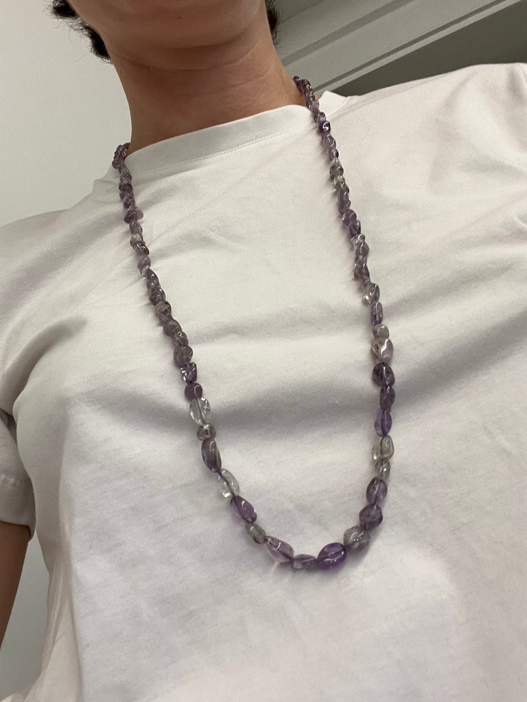 VIVI NECKLACE