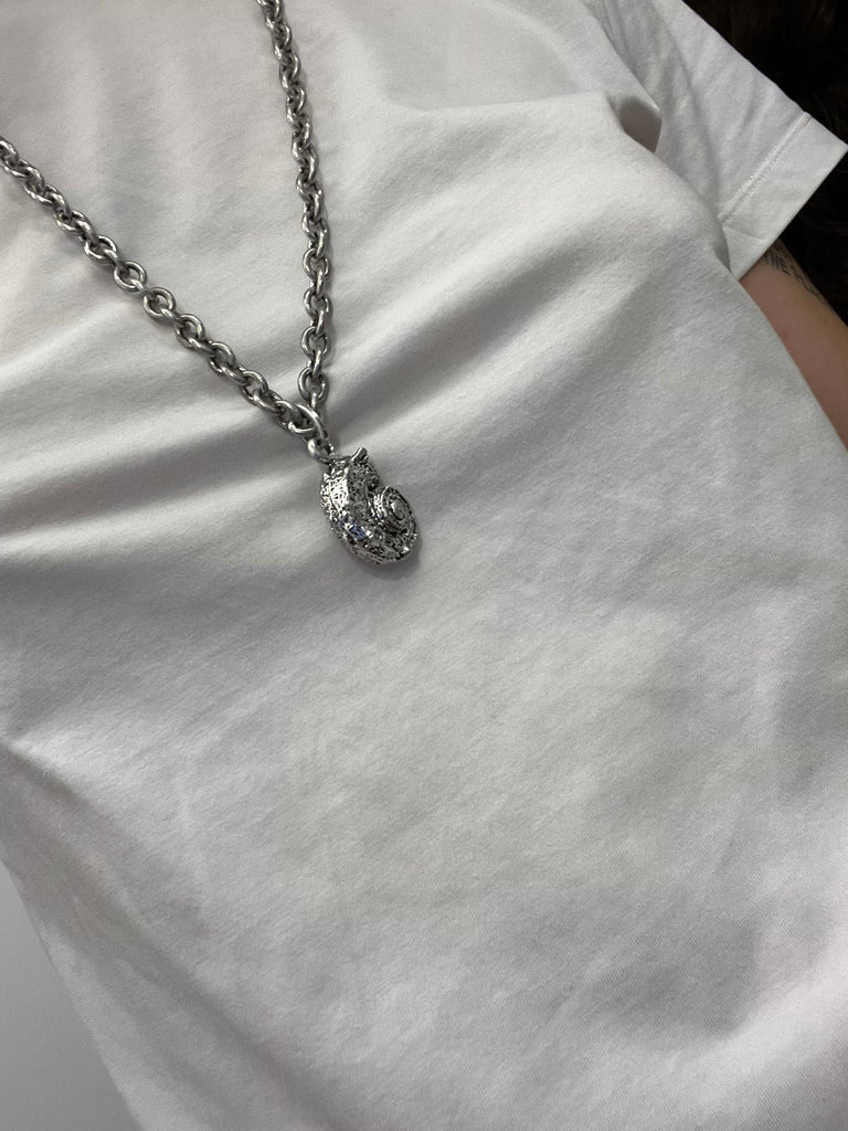 CARACOL NECKLACE