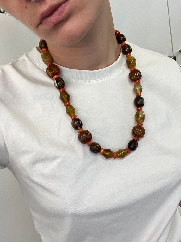 COGNAC NECKLACE