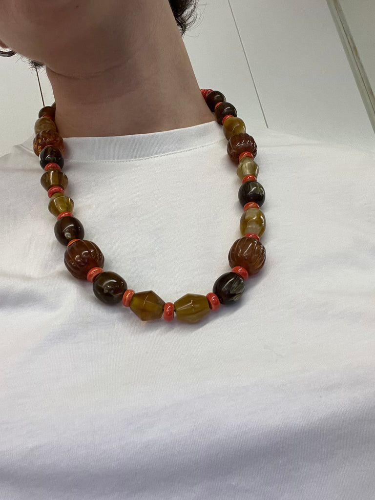 COGNAC NECKLACE