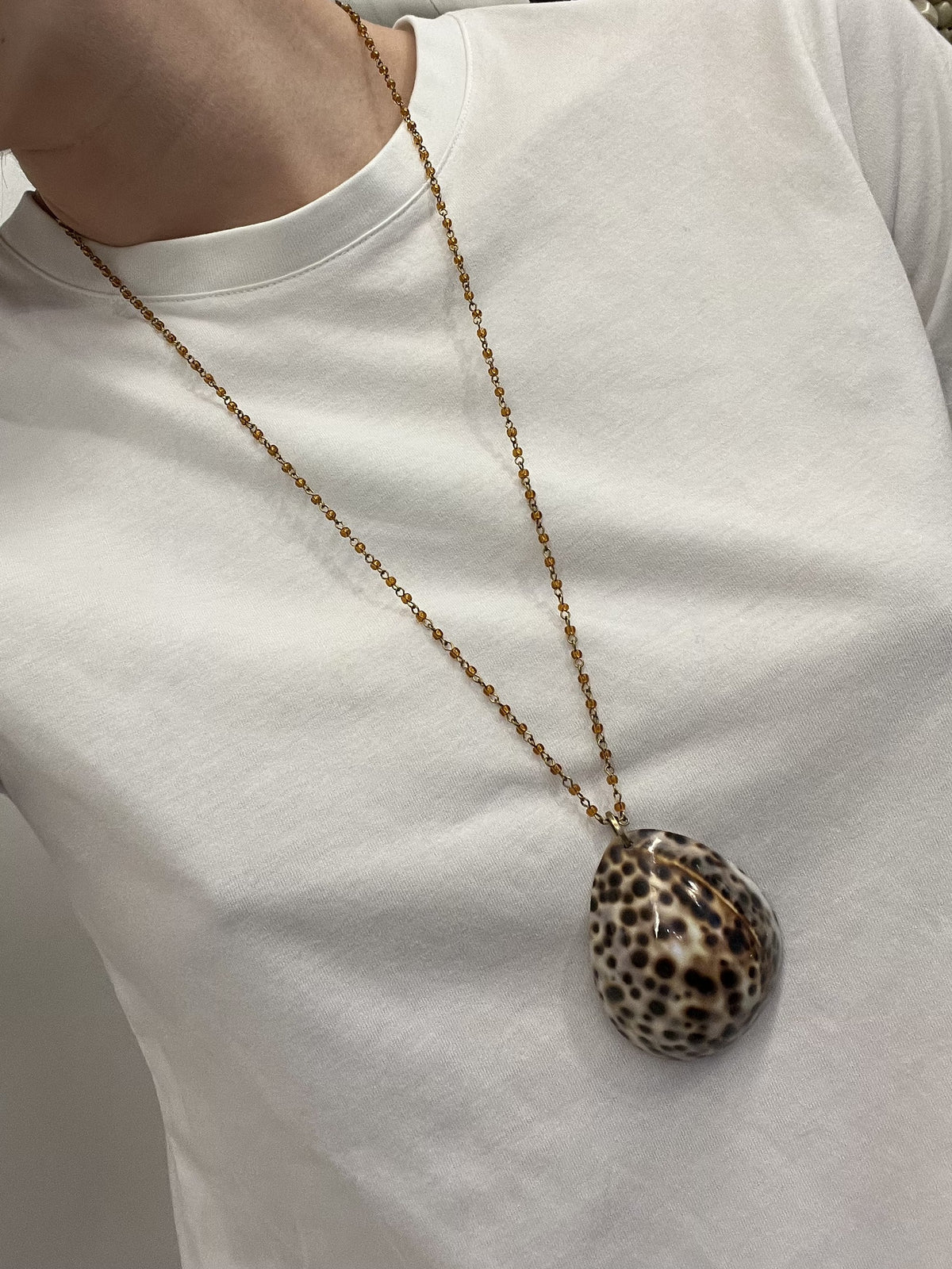 CONCHA NECKLACE