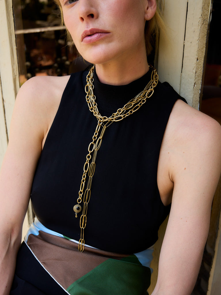 THE EYE NECKLACE